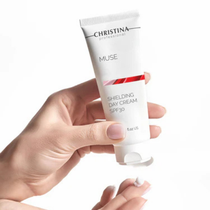 קרם יום SPF30 'שילדינד דיי קרם' להחדרת לחות לעור הפנים מסדרת מיוז 75 מי"ל - כריסטינה