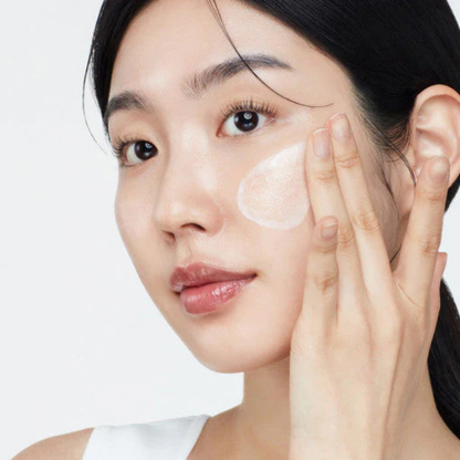 קרם עוצמתי מועשר בחומצה היאלורונית להזנה והענקת לחות עמוקה לעור הפנים 100 מ"ל - COSRX