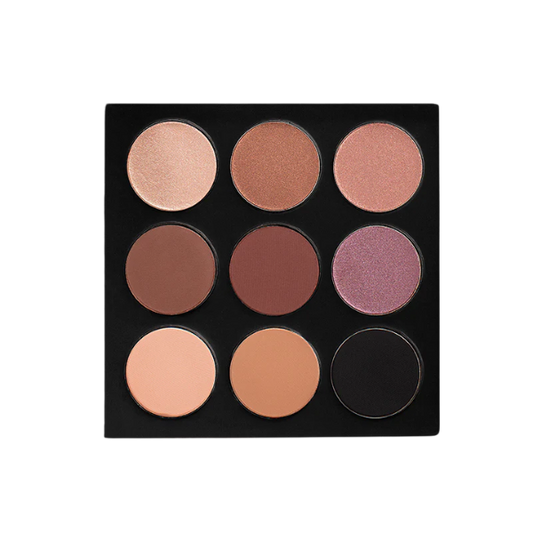 פלטת 9 צלליות 'אולטימייט' ליצירת לוק איפור מושלם בגווני מאט על עונתיים - עדה לזורגן