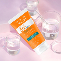 Avene ultra broad spectrum ultra light anti blemishes