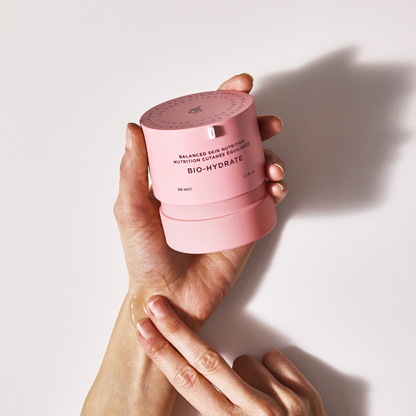 קרם לחות קליל 'BIO-HYDRATE' לאיזון ושיקום עור הפנים 50 מ"ל - אייקוניקס