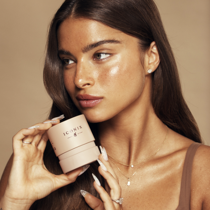 קרם 'LUNAR BLISS' להבהרת פיגמנטציה והצערת עור הפנים 50 מ"ל - אייקוניקס