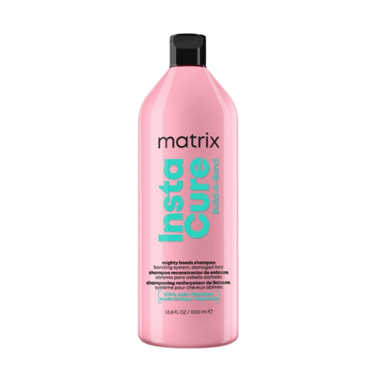 שמפו לבניית קשרי השיער לשיקום שיער פגום מאוד 'אינסטה קיור בילד אה בונד' 1000 מ"ל - מטריקס