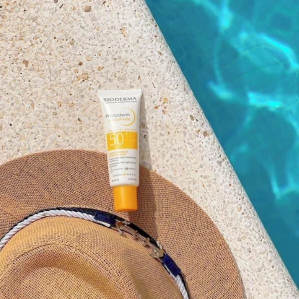 Bioderma Aquafluide Sun Active Defense SPF50+ Invisible