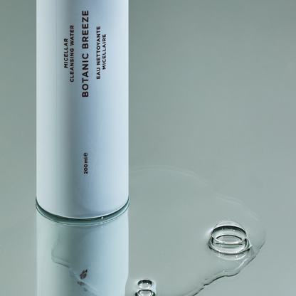 מים מיסלריים 'BOTANIC BREEZE' להסרת איפור וניקוי עור הפנים 200 מ"ל - אייקוניקס