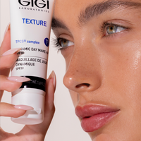 קרם לחות SPF30 בעל גוון המעניק מראה אחיד לעור הפנים 50 מ"ל - ג'יג'י