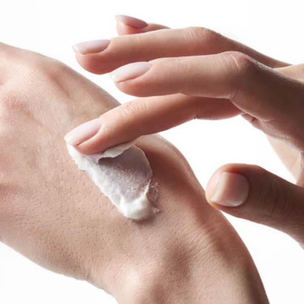 קרם יום SPF30 'שילדינד דיי קרם' להחדרת לחות לעור הפנים מסדרת מיוז 75 מ"ל - כריסטינה