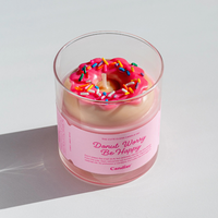 נר סויה 'Donut Worry Be Happy' בעיצוב דונאט 255 גרם - Candier
